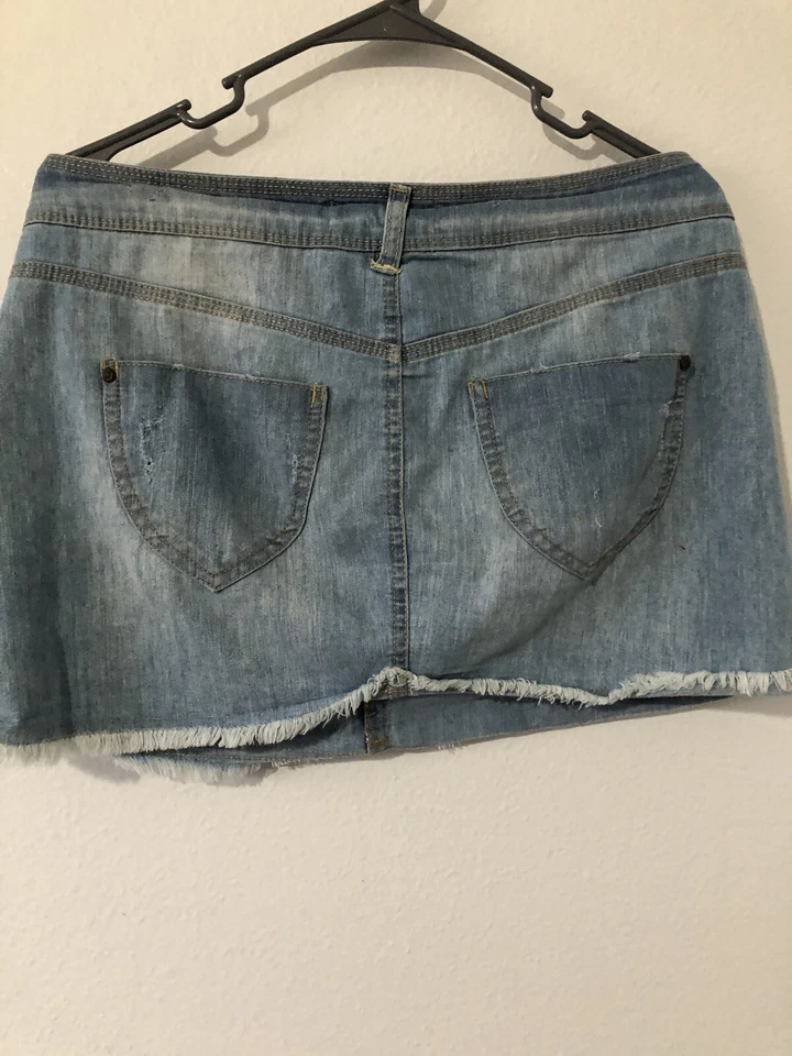 Bershka Denim Skirt Woman's 10 Distressed Mini Jean Skirt eu 40 - Image 4 of 4