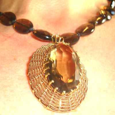 Unikat Rauch Citrin massiv 14K Y Gold Handarbeit Halskette feiner Schmuck