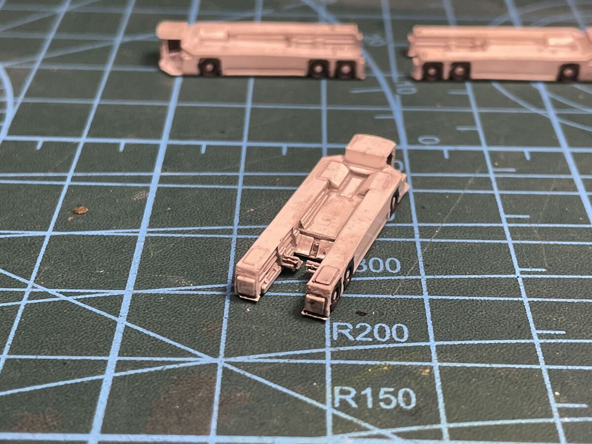 1:400 GSE for Airport diorama - Goldhofer AST-1X 6x6 1:400 GSE for Airport diorama - Goldhofer AST-1X 6x6