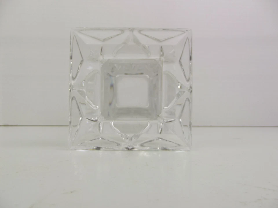 Florero tamaño mediano forma cuadrada florero de cristal engrosado florero 1 pieza  Foto 2 de 3