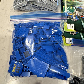 LEGO 7066 Alien Conquest Earth Defense HQ - 100% Complete w/Figs and Books