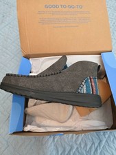 Hey Dude Denny crafted women's size 9 shoes