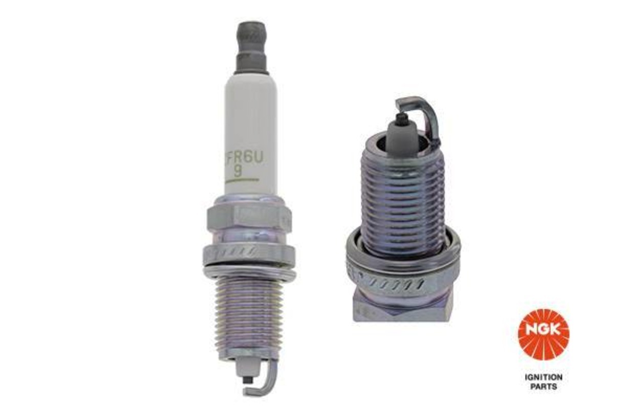 NGK Spark Plug For CHEVROLET Aveo KALOS Cruze J305 Orlando Volt 08-15 25186682