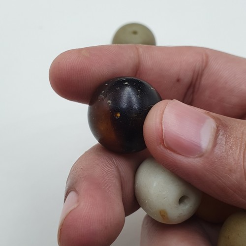 Unique Vintage Old Amber & Resin Beads Lot - Picture 11 of 24