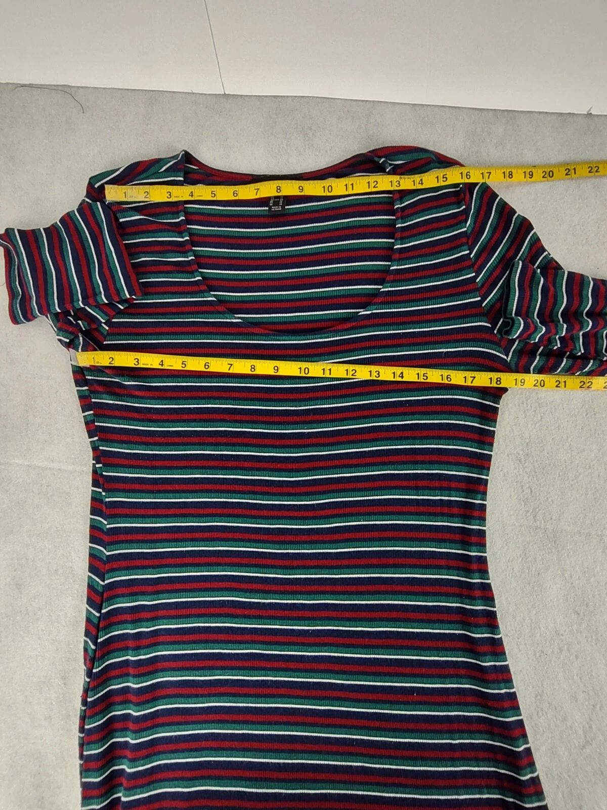 VETEMENTS Abito midi Forever 21 Plus a righe in maglia a costine scollo a scoop multicolore 1X