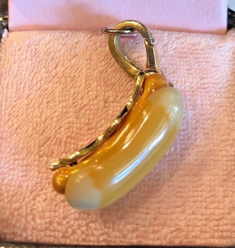 NWOT 2009 JUICY COUTURE HOT DOG CHARM HTF!!!! YJRU3681 | eBay