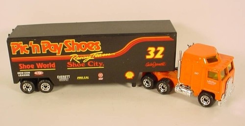 Matchbox Superstar Transporter Kenworth Pic n Pay Shoes Racing CY-110-A31 Loose