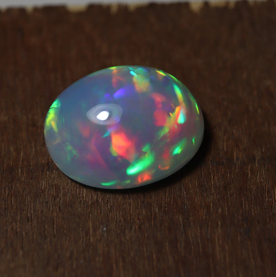 15.4 Cts 19.3x15.6 MM Natural AAA+ Green Red Yellow Fire Ethiopian Opal Oval Cab - Image 3 of 4
