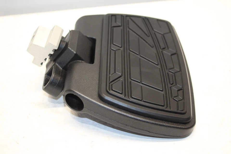 2013 - 2017 CAN-AM SPYDER RT-S 右后踏板脚凳 — 第 4/4 张图片