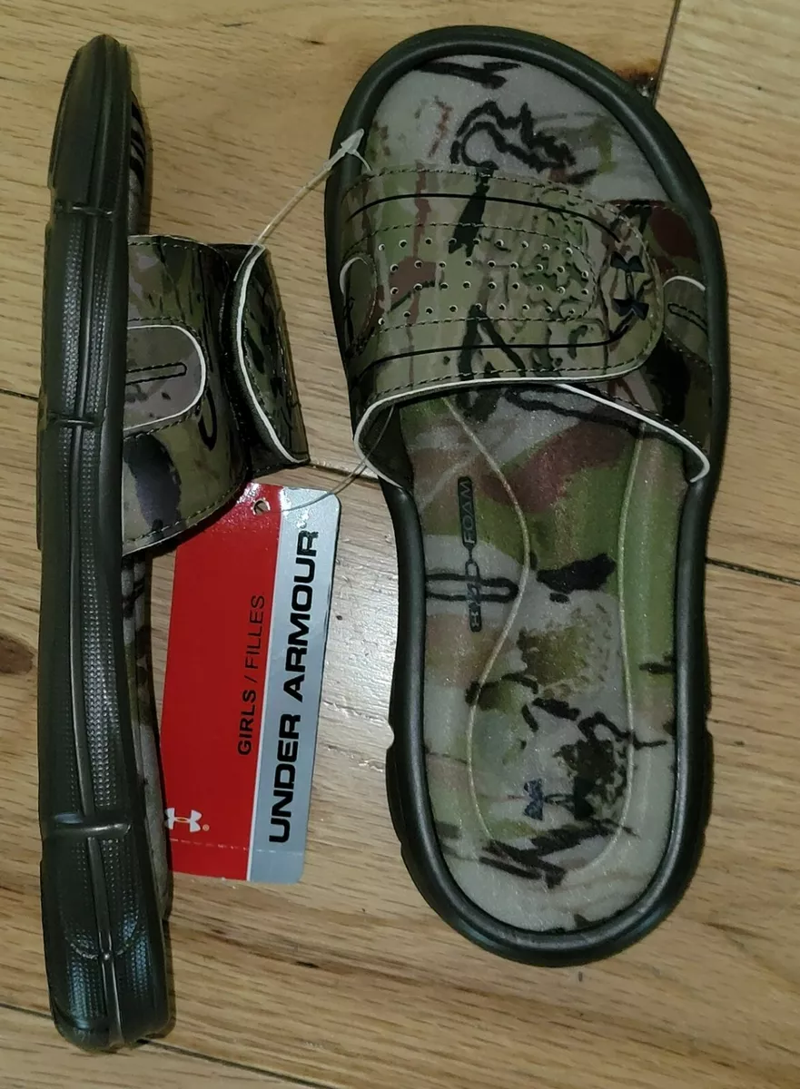 Under armor sales camo flip flops