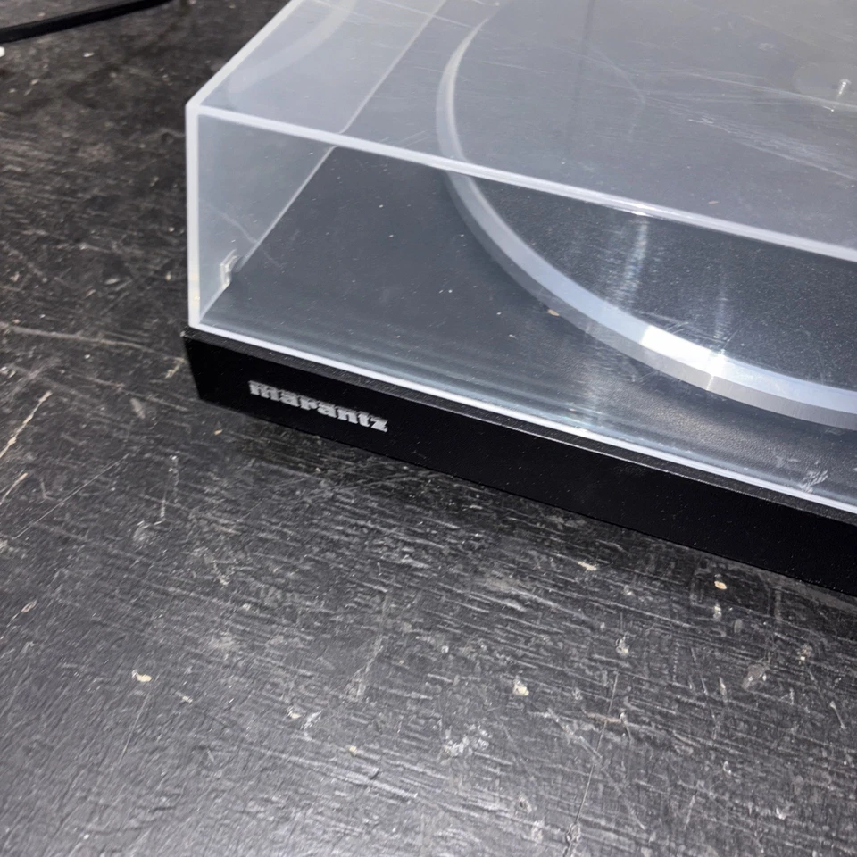 Tocadiscos/Reproductor de discos Marantz TT42P/u1b con fono-preamplificadores integrados Foto 4 de 4