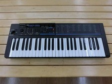 KORG POLY-800 II Polyphonic Synthesizer 49-Key Digital Delay w/ Case AC Adapter