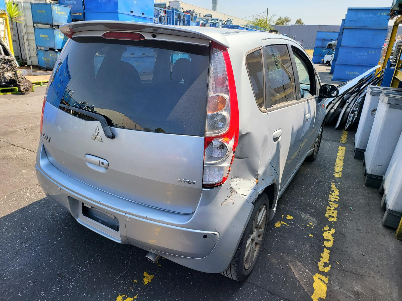 Mitsubishi Colt Left Tail Light RG 01/2004-11/2011 - thumbnail 7