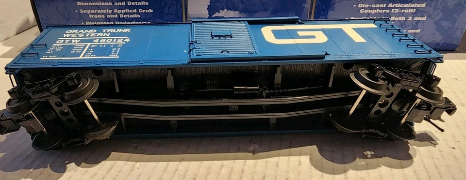Atlas O Scale USRA Steel Rebuilt Box Car Grand Trunk Western #460124 - Image 4 of 4