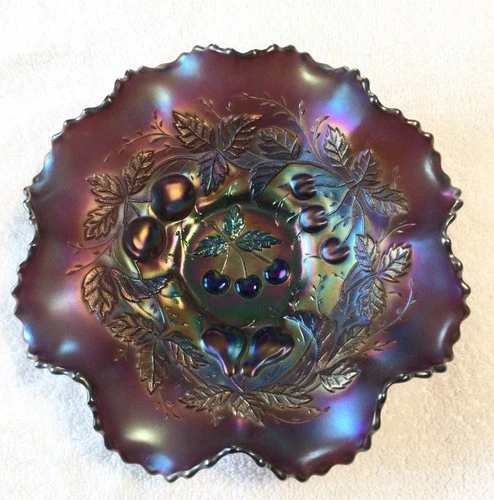 Vintage Northwood Amethist THREE FRUITS Ruffled Carnival Glass 8.75” Bowl