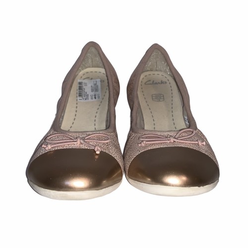 CLARKS KIDS GIRLS DANCE PUFF SHOE SIZE 13.5 PINK ROSE LEATHER WORN ONCE NICE - Picture 2 of 10