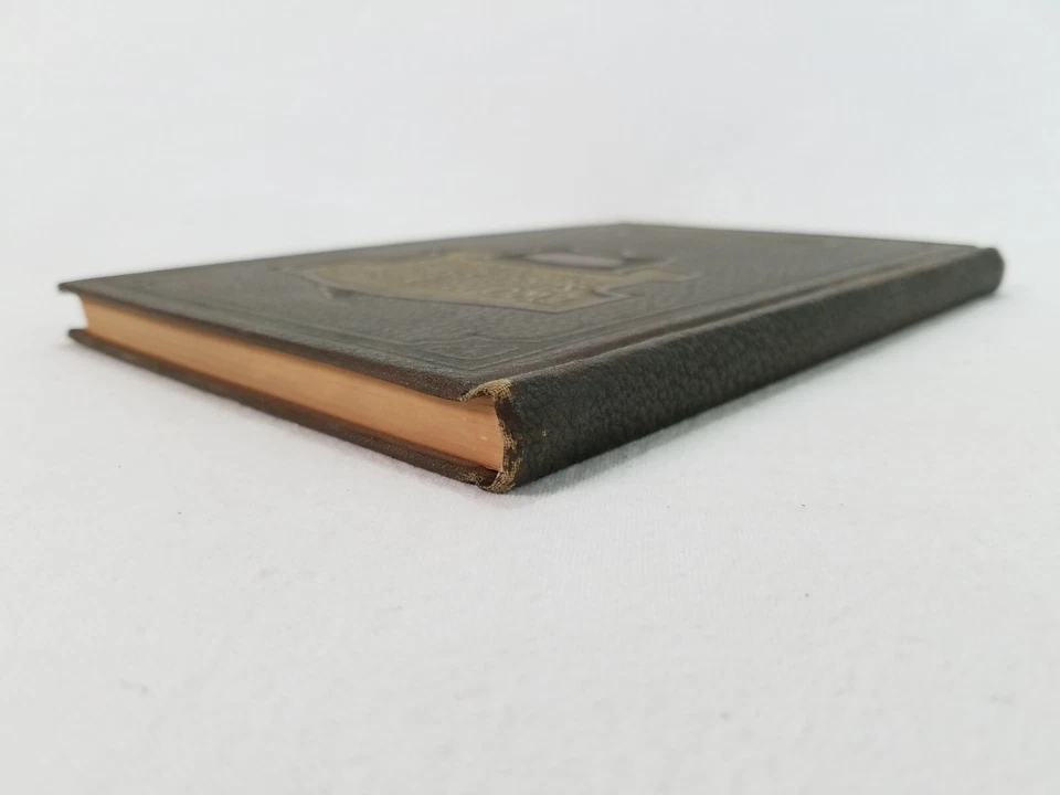 Two Hundred Successful Pie Recipes Lulu Silvernail 1947, Signed, Cookbook - Image 4 of 4