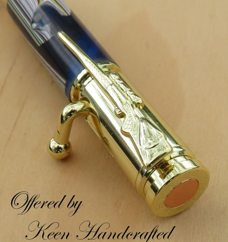 ai - Keen Handcrafted Fordite Gold Mini 30 Caliber Bolt-Action Pen - Bild 5 von 5