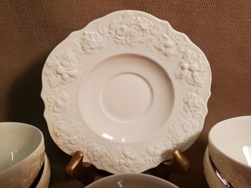 Vtg Crown Ducal - Pattern 4493 - 5 Cups & Saucers-Cream, Embossed. Scalloped EUC - Picture 3 of 7