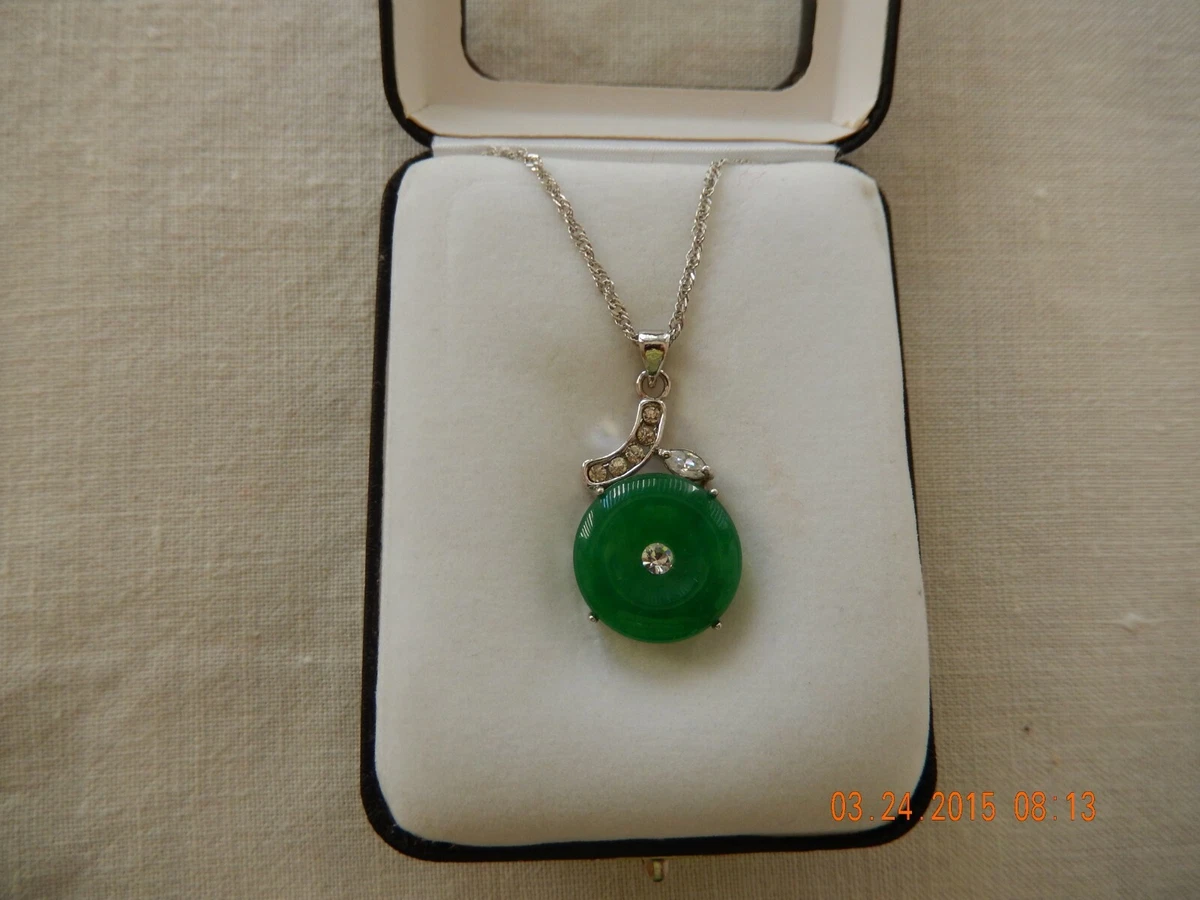 Dark green outlet jade necklace