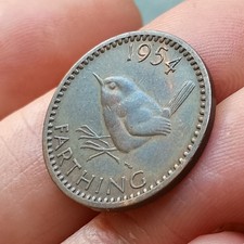 1954 Farthing Queen Elizabeth II in nice condition