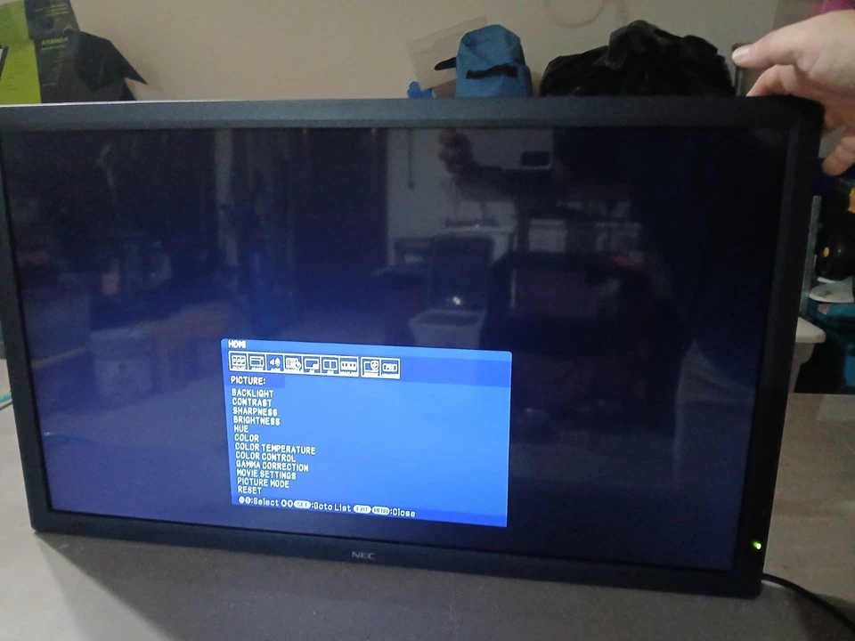 NEC V323-2 32" High-Performance LED-Backlit Commercial-Grade Display - Image 2 of 4