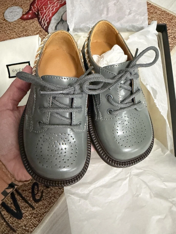 NUEVO GICCI Bebé Primeros Zapatos Gris Cuero Botín Con Cordones Vitello EURO 20 US 5 Foto 4 de 4