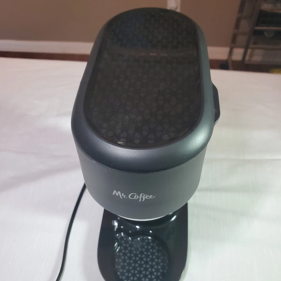 Mr. Coffee Iced + Hot Single-Serve Coffee Maker. - Image 4 of 4