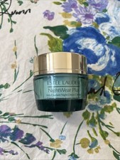 Est e Lauder Nightwear Plus Night Detox Creme 15ml