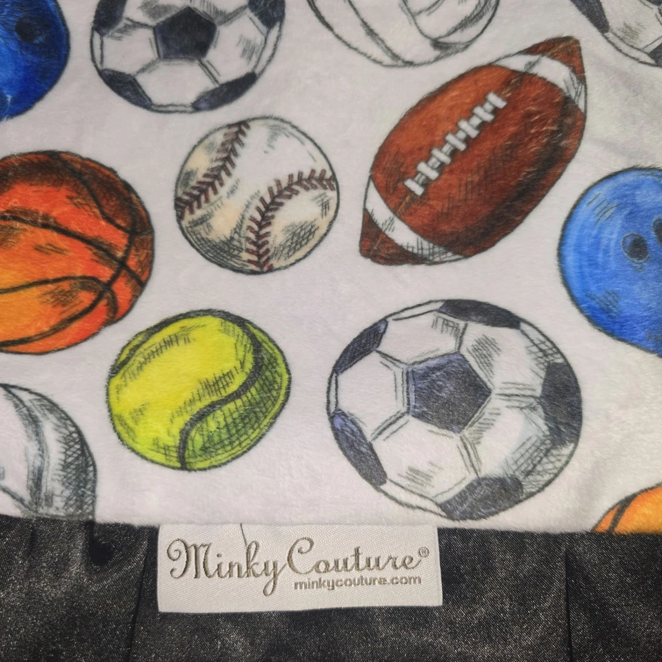 Minky Couture Mini-Bebé Lovey/Manta de Seguridad Estampado Deportivo Negro Borde Satinado Foto 2 de 4