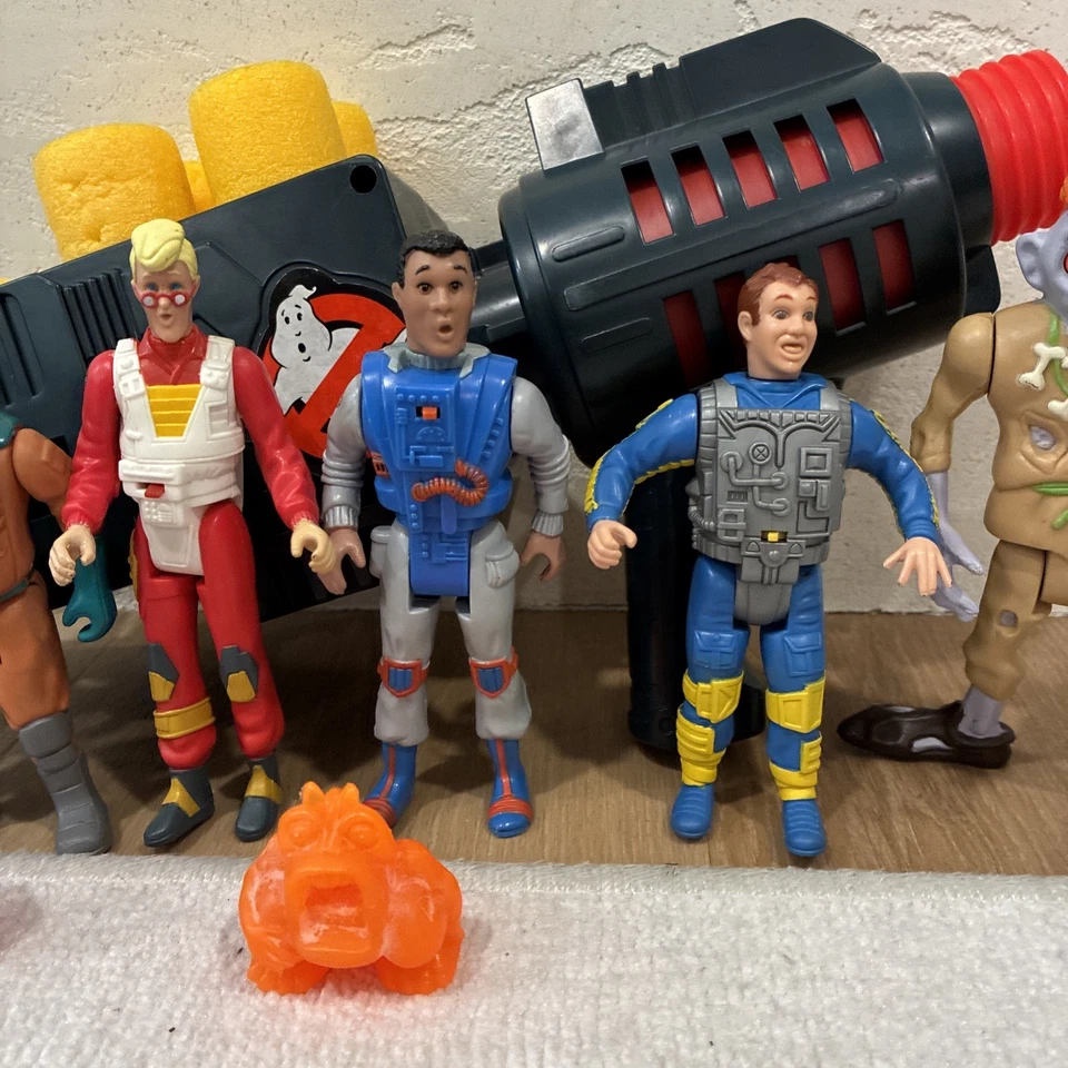 Lote de 6 figuras Kenner The Real Ghostbusters de colección de los años 80 con popper de protones Foto 4 de 4