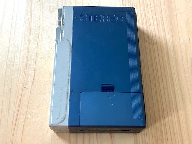 Beautiful SONY Walkman TPS-L2 Cassette Player Stereo 1st Gen Japan