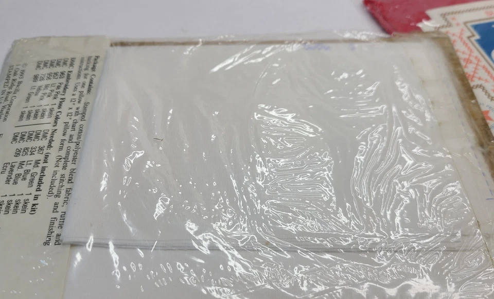 Lot of Aida Cloth Including a Stamped Bucilla Pillow Kit Various Colors Sizes - Image 4 of 4