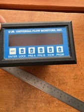 Univesal Flow Monitor M140RTAL1A 300GPM Digital Panel Mount Readout USA