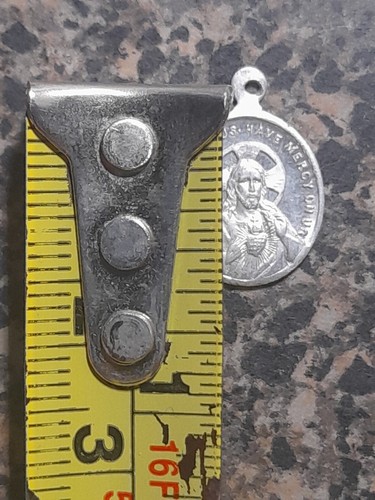 Our Lady of Mount Carmel Sweet Heart of Jesus lightweight Medal - Picture 3 of 4