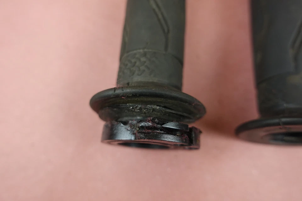 2009 2010 2011 2012 2013 2014 Yamaha YZF R1 manillar empuñaduras tubo acelerador Foto 3 de 4