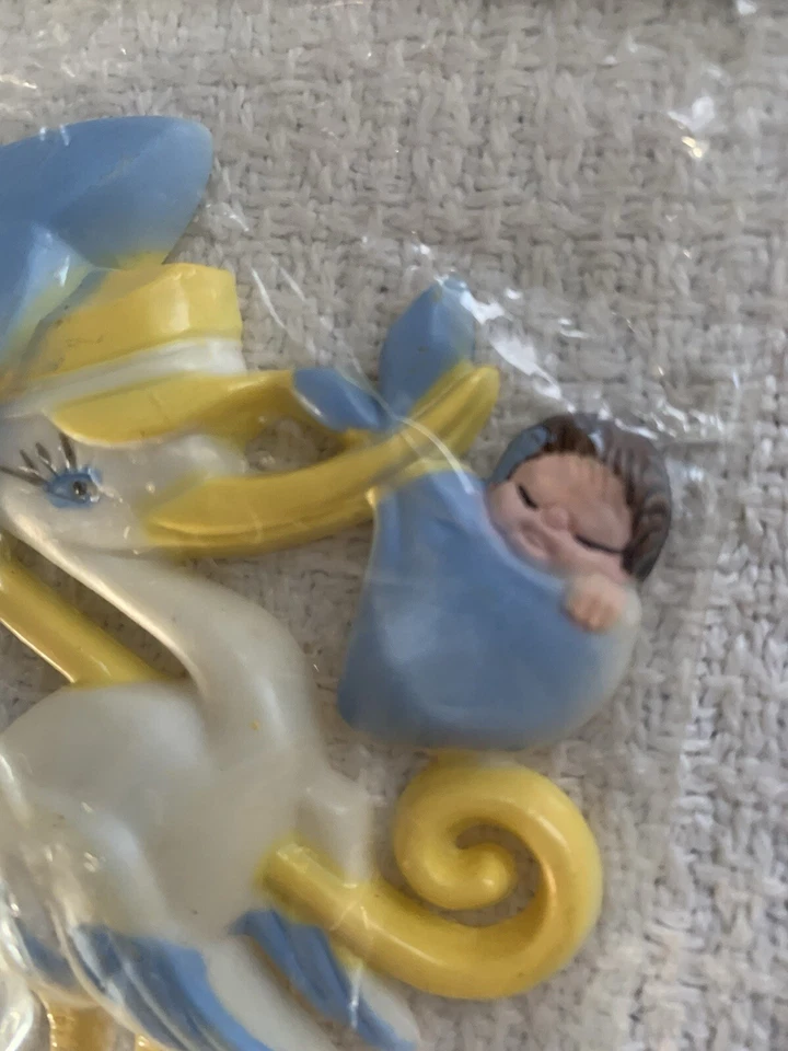 Cigüeña plana vintage de fibra artesanal con adorno de pastel para bebé niño ducha plástico no. 4690 Foto 4 de 4