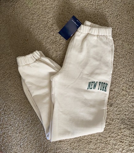 Brandy melville super soft ivory Rosa 