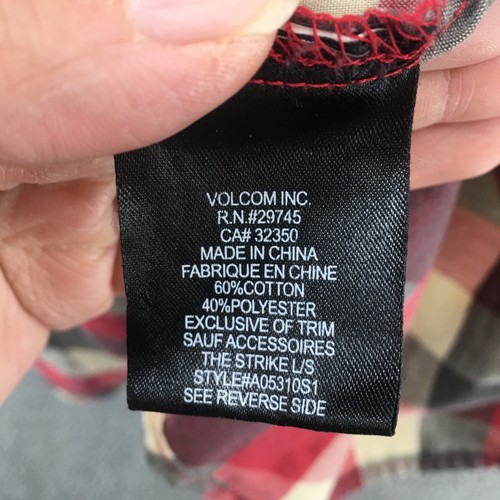 Volcom Shirt Mens Large Red Plaid Check Long Sleeve Button Down Front Pocket - Picture 7 of 10