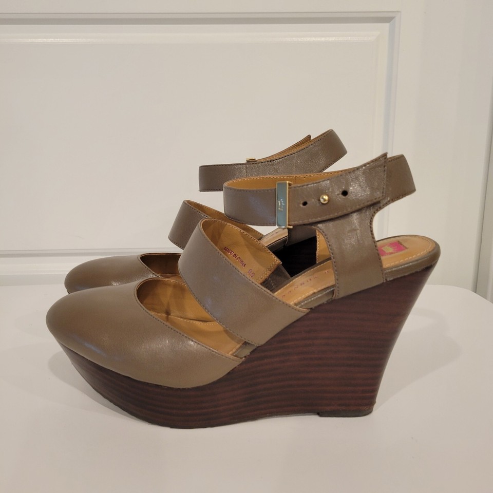 Elaie E Turner Taupe Almond Tow Wedge Sandals Size 9.5 eBay