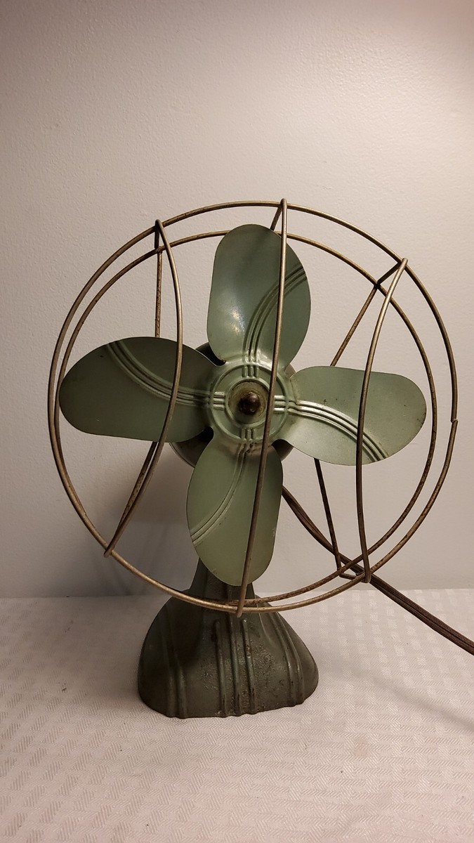 Vintage 1950 Green Dominion Electrical Fan, Works Cast Iron Base