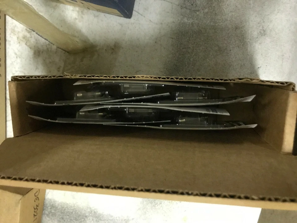 (12) New GE DE3021 Miniature Lamp Bulb 3w 12 volt T2-1/4 Festoon  - Image 3 of 3