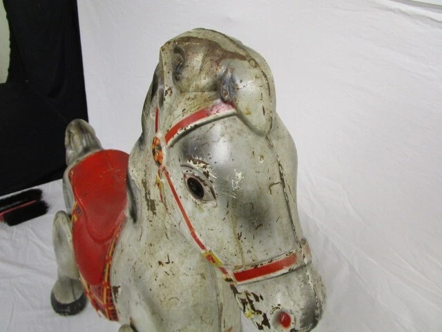 20 世纪 40 年代 MOBO 工作野马金属骑马玩具马英格兰车轮形状很好 — 第 3/4 张图片