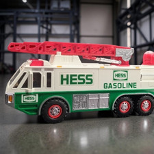 Vintage 1996 Hess Emergency Truck Toy Collectible New In Original Box Firefigher