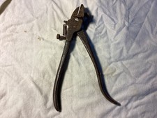 vintage saw set pliers old carpenters tool