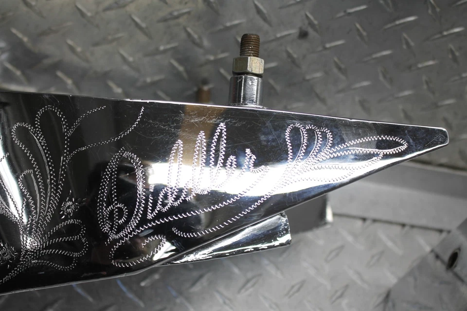 Harley-Davidson Sportster 1973 cabezal de hierro 1000 XLCH tanque de aceite cromado/bandeja de batería Foto 2 de 4