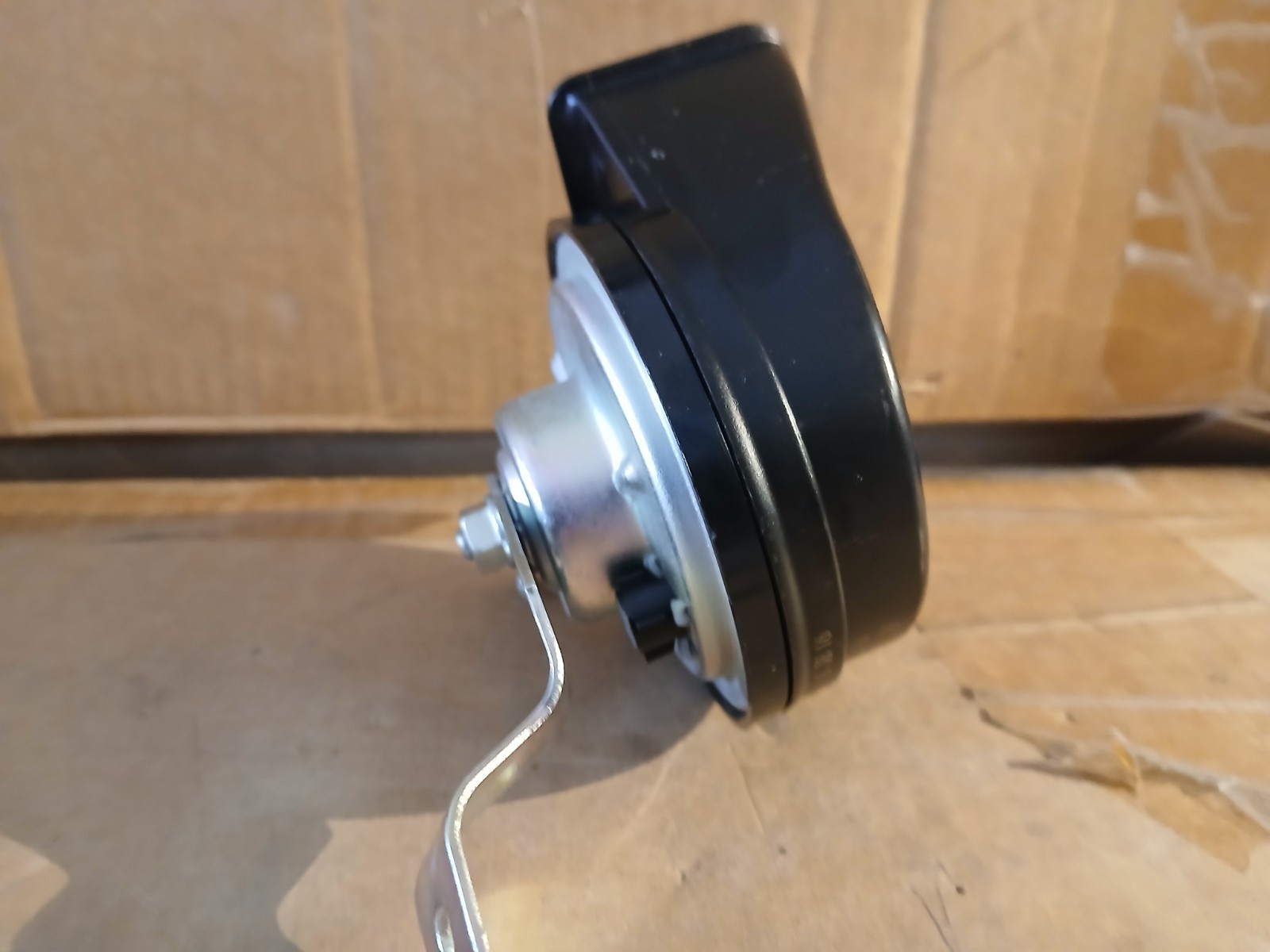 Maserati deep torn horn - 670038116