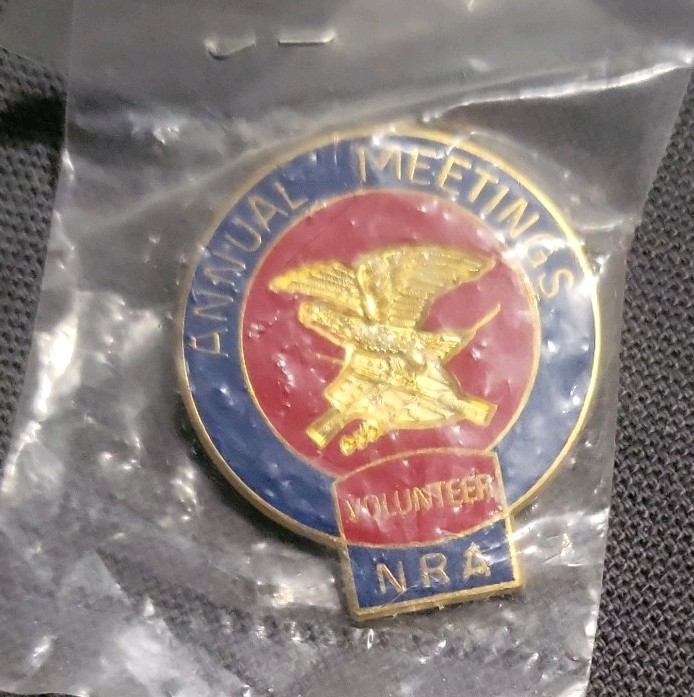 NRA Annual Meetings Volunteer Lapel Pin National Rifle Association New Sealed