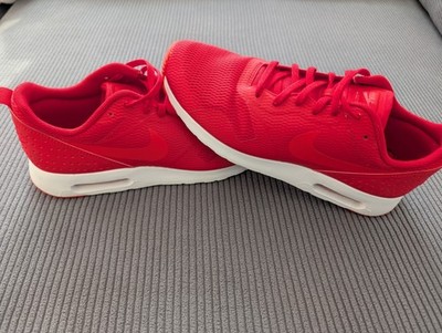 Nike Air Max Tavas Sneaker Herren - NEU. GR. 43  in rot.