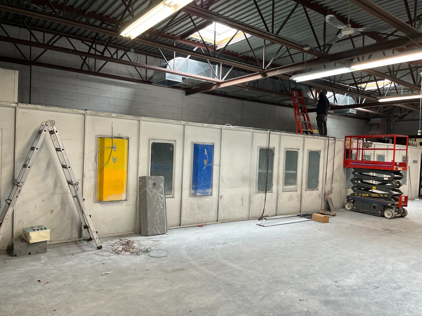 Used paint spray booth commercial 14' x 24' eBay